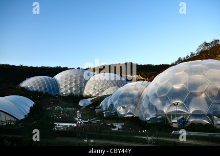 Bio à l'Eden Project dômes à Cornwall Banque D'Images