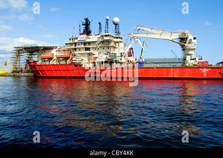 Leith Harbour,accueil de navires pétroliers de la mer du Nord,Forage,Fabrication,de stockage Entrepôts,transport en conteneurs, Édimbourg, Écosse,Leith Banque D'Images