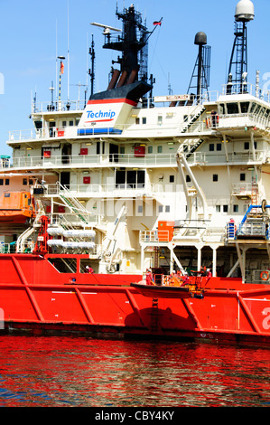 Leith Harbour,accueil de navires pétroliers de la mer du Nord,Forage,Fabrication,de stockage Entrepôts,transport en conteneurs, Édimbourg, Écosse,Leith Banque D'Images