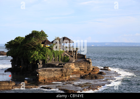 Célèbre temple Pura Tanah Lot à Bali Banque D'Images