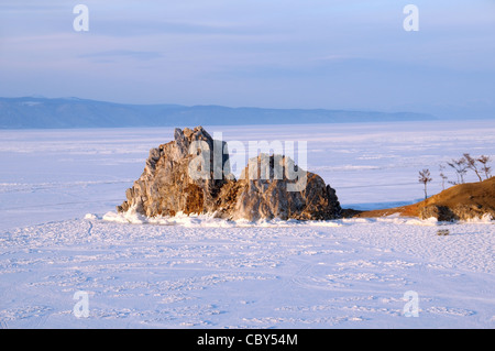 Chamanka montagne, Shaman, île Olkhon, le lac Baïkal, en Sibérie, la Russie, l'Eurasie Banque D'Images