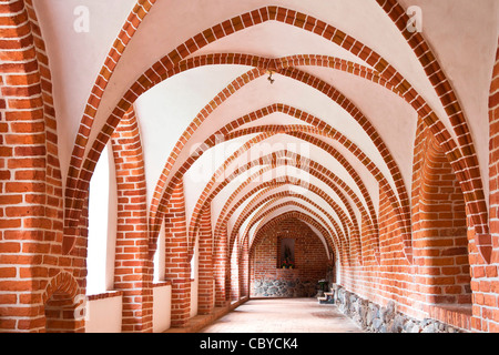 Sites touristiques de Pologne. La voûte nervurée en église Gothique. Banque D'Images