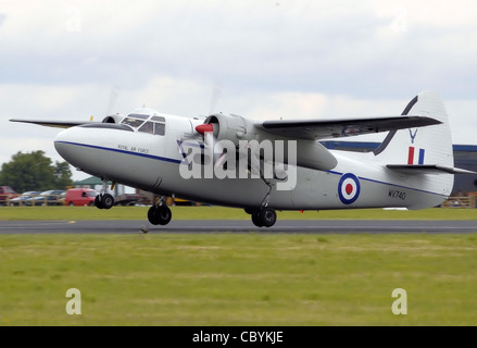 Hunting Percival P-66 Pembroke C1 (WV740, G-d'inscription civile BNPH)) volant à Kemble, 2008 Journée de l'air, l'aéroport de Kemble Gloucesters Banque D'Images