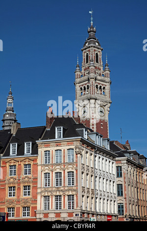 Le Beffroi ET LA CHAMBRE DE COMMERCE, LILLE, NORD (59), FRANCE Banque D'Images