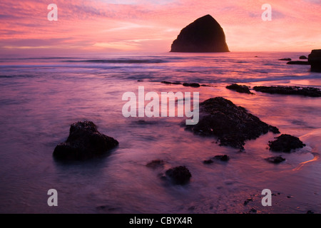 Coucher du soleil à Pacific City Oregon Banque D'Images