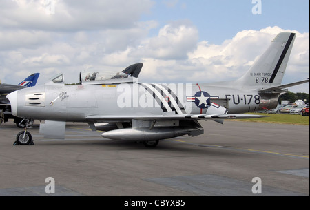 North American F-86 Sabre (code FU-178/8178) à la Journée de l'air at 2920 2008, l'aéroport de Kemble, Gloucestershire, Angleterre. Banque D'Images