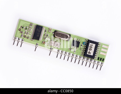 Les composants montés en surface sur un substrat en céramique circuit board Banque D'Images