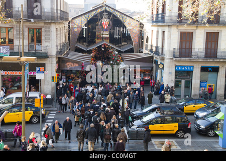 La Boqueria Barcelone à l'entrée du marché la Rambla Catalogne Espagne Banque D'Images