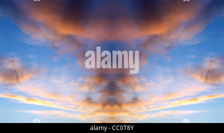 Les nuages, Coucher du soleil ou le matin Banque D'Images