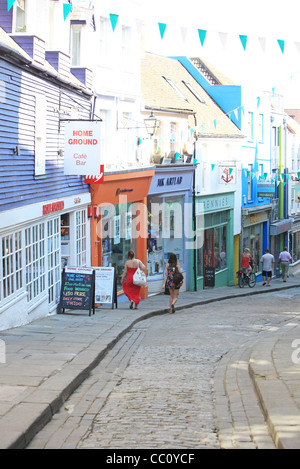 L'ancien Grand-rue, partie de la Creative Trimestre à Folkestone, Kent, England, UK Banque D'Images