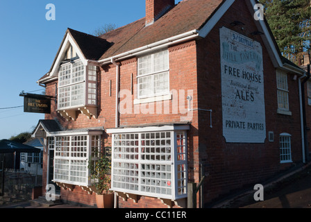 La Taverne de la colline à l'ombre de la worcestershire Clent Hills Banque D'Images