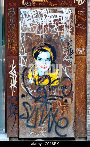 Barcelone, Espagne. Des graffitis. Woman's face Banque D'Images