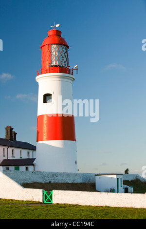 Souter Phare sur la côte nord-est entre Newcastle et Sunderland Banque D'Images