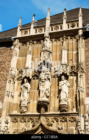 Détail de la Cathédrale aussi connu sous le nom de cathédrale impériale ou Royale Église de Sainte Marie à Aix-la-Chapelle, Allemagne. Banque D'Images