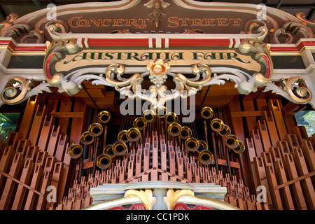 Salon de l'Australie est un festival d'orgue de concert de voyage est. Originaire de 1884 Anvers Belgique. Banque D'Images