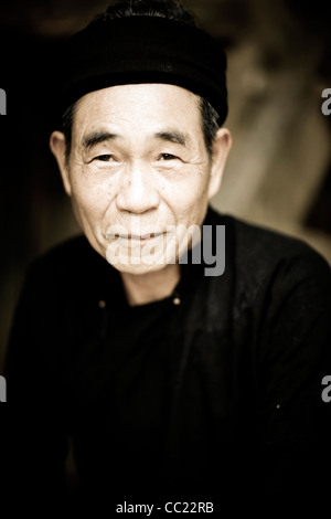 Portrait d'une tribu Tay au village de Lai Chi dans la province de Ha Giang, Vietnam du Nord, en Asie du Sud-Est, l'Indochine. Banque D'Images