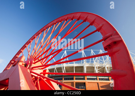 Une vieille tête de puits d'enroulement de la mine de charbon de Sunderland à l'extérieur du stade de la lumière, l'accueil de Sunderland Football Club, Sunde Banque D'Images