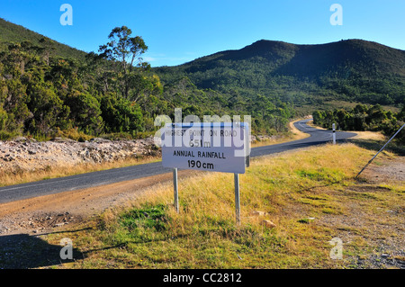 Gordon River Road en Tasmanie au Parc National d'aiguilles Banque D'Images