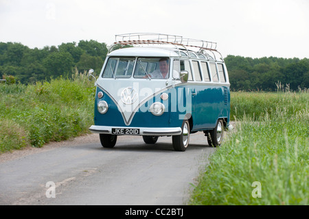 1965 Volkswagen microbus" plitty "écran partagé Banque D'Images