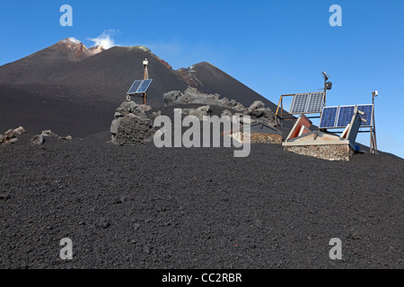 Station de mesure à l'Etna, en Sicile, Italie Banque D'Images