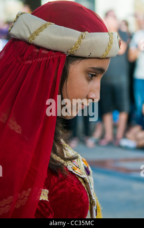 Femme druze participe au festival annuel Isfiya Banque D'Images