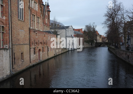 Street, boutique, building ruelle Bruges Belgique Banque D'Images