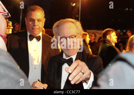 London premiere du film 'War Horse' suivi par Kate & va ainsi que Steve Spielberg Banque D'Images