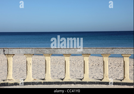 Promenade et de la plage de la station balnéaire de Sousse, Tunisie Banque D'Images