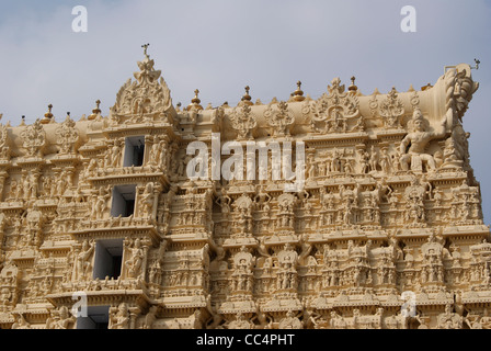 Vue rapprochée de l'ancien Design & sculpture concernant les croyances hindoues marqué au Sri Padmanabhaswamy Temple.(Temple plus riche) Banque D'Images