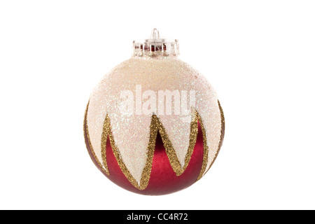 Argent rouge et or motif Noël pétillant Bauble isolé sur fond blanc Banque D'Images