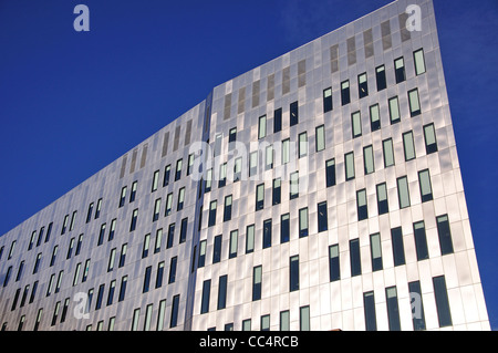 Immeuble de bureaux modernes en face de St James' Park, Newcastle-upon-Tyne, Tyne et Wear, Angleterre, Royaume-Uni Banque D'Images