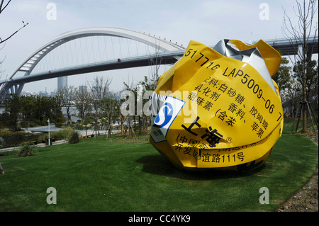 L'art moderne sculpture en 2010 Parc de l'Expo Shanghai, Pudong, Shanghai, Chine Banque D'Images