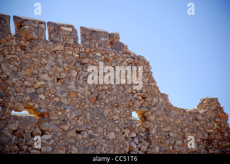 Ruines d'un ancien château à proximité de Loutro village dans le sud de l'Cretem, Grèce. Banque D'Images