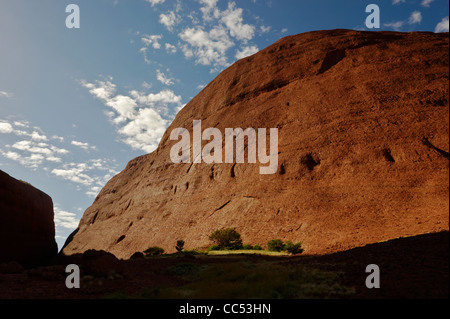 Kata Tjuta Vallée des vents, les Olgas trail, le Parc National d'Uluru-Kata Tjuta, Territoire du Nord, Australie Banque D'Images