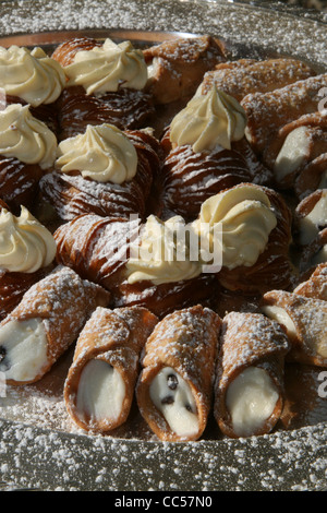 Des gâteaux à la pâtisserie en italie Banque D'Images