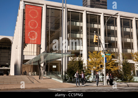 Le Lincoln Center for the Performing Arts, l'Avery Fisher Hall, NYC Banque D'Images