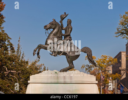 WASHINGTON, DC USA - Statue du président Andrew Jackson dans le centre de Lafayette Park, également connu sous le nom de Lafayette Square. Banque D'Images