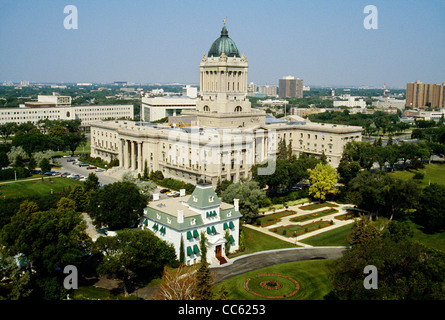 L'édifice législatif de la capitale provinciale avec cityscape view;à Winnipeg Manitoba;Canada Banque D'Images