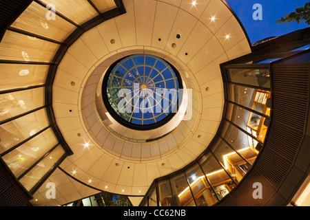 Japon, Tokyo, Marunouchi, Marunouchi Nakadori Street, centre commercial Carré en brique, plafond circulaire Détail Banque D'Images