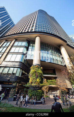 Japon, Tokyo, Marunouchi, Marunouchi Nakadori Street, brique Square Shopping Complex Banque D'Images