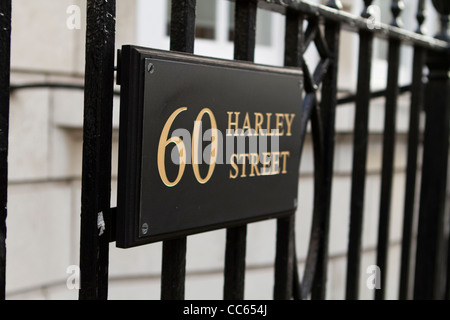 Signe pour 60 Harley Street dans Marylebone, Londres Banque D'Images