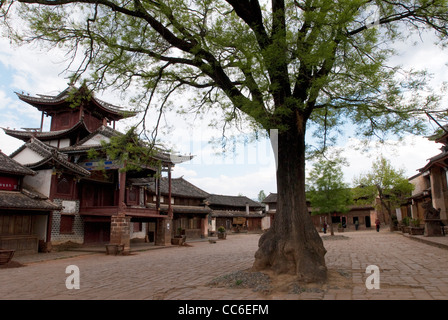 Sifang Street de Shaxi, ville ancienne, Dali, Yunnan, Chine Banque D'Images