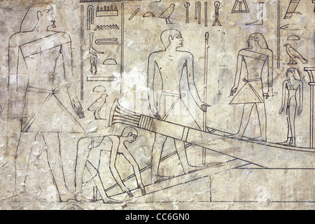 Les dessins au trait dans l'ancien royaume tombe de Kem Pepy Ankh ni au MEIR , nord ouest d'Assiout en moyenne Égypte Banque D'Images