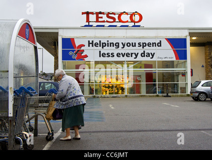 Un magasin Tesco à Cornwall, UK Banque D'Images