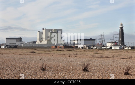 Pylônes à Dungeness Power Station dans le Kent. Banque D'Images