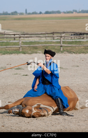 La Hongrie, kalocsa. hongroise ranch & show cowboy. horse show tour. Banque D'Images