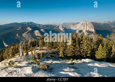 Vue panoramique de seninel dome à Yosemite National Park, California, USA Banque D'Images