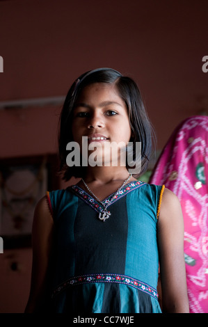 Dix ans, fille, Pushkar, Rajasthan, India Banque D'Images