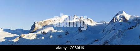 Monte Rosa et Lyskamm montagnes en hiver, vue d'Gandegghuette, Zermatt, Suisse Banque D'Images