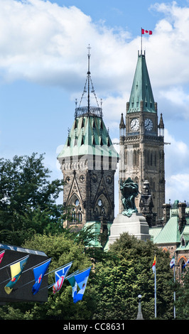 Le Parlement canadien avec l'Orient et de l'Édifice du centre de Tours. Banque D'Images